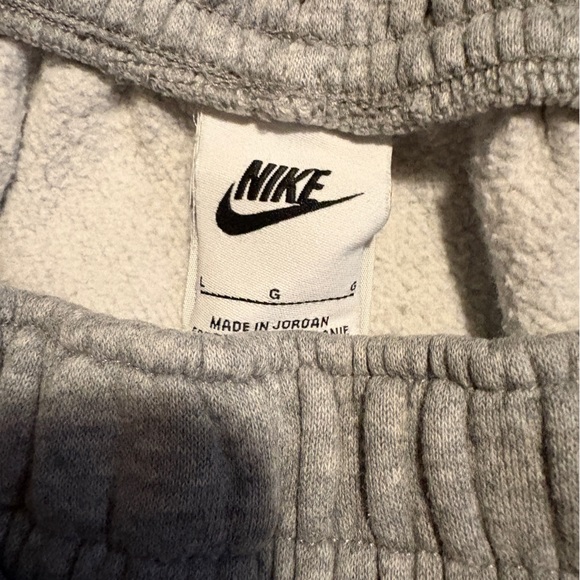 Nike Gray Cuffed Joggers - Picture 5 of 5